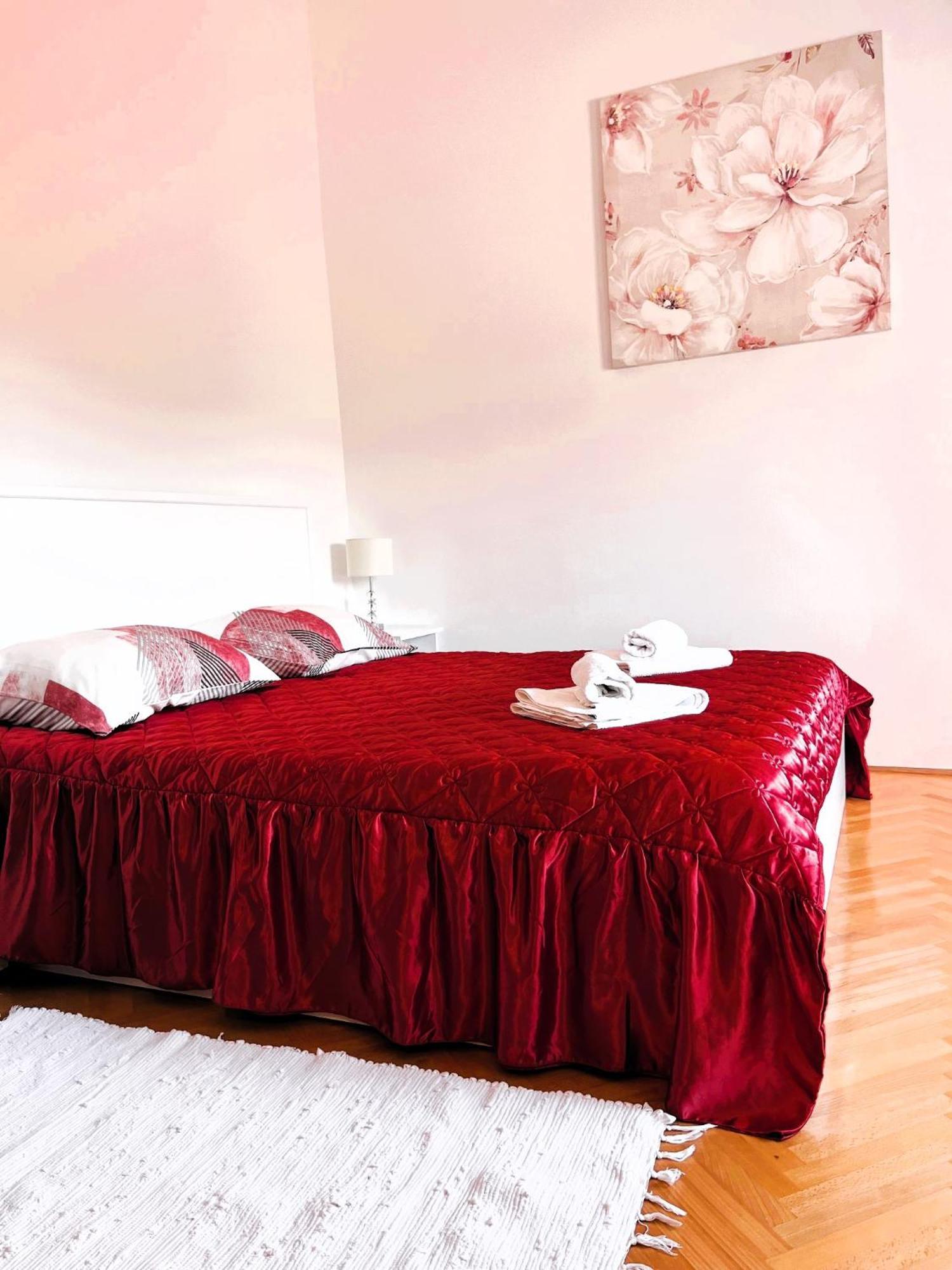 Apartment And Rooms Milak Раб Екстериор снимка