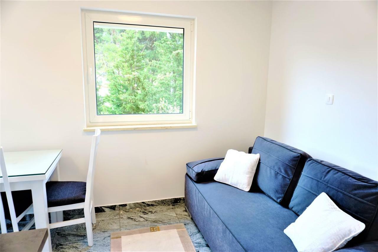 Apartment And Rooms Milak Раб Екстериор снимка